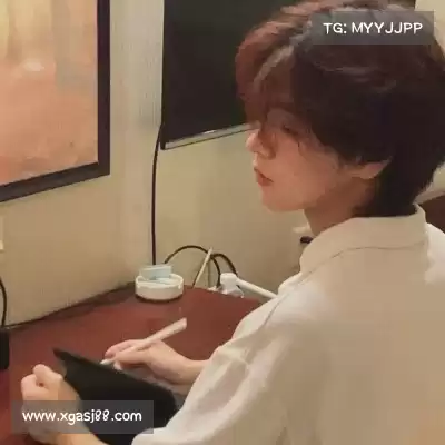 华熙皎